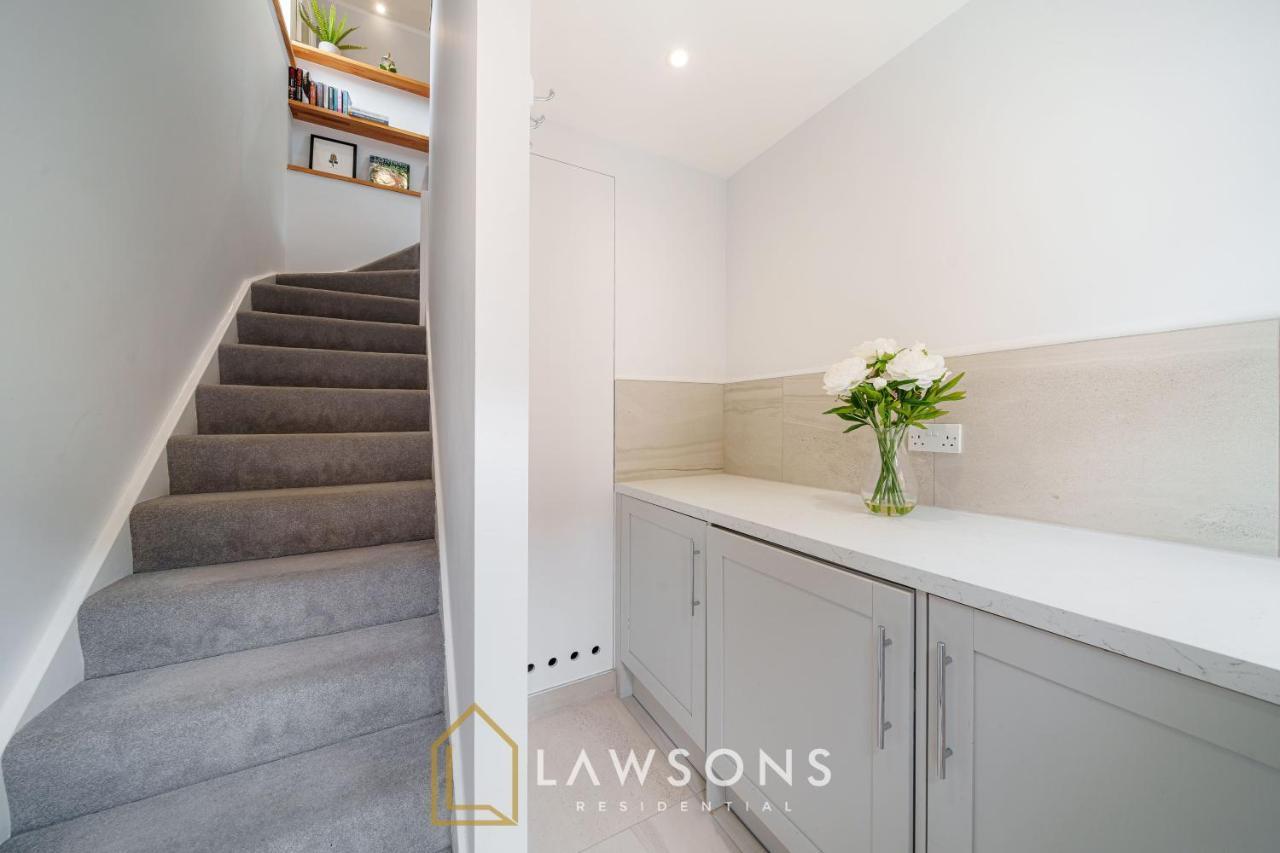 Apartmán Loft Living By Lawsons With Parking Windsor Exteriér fotografie